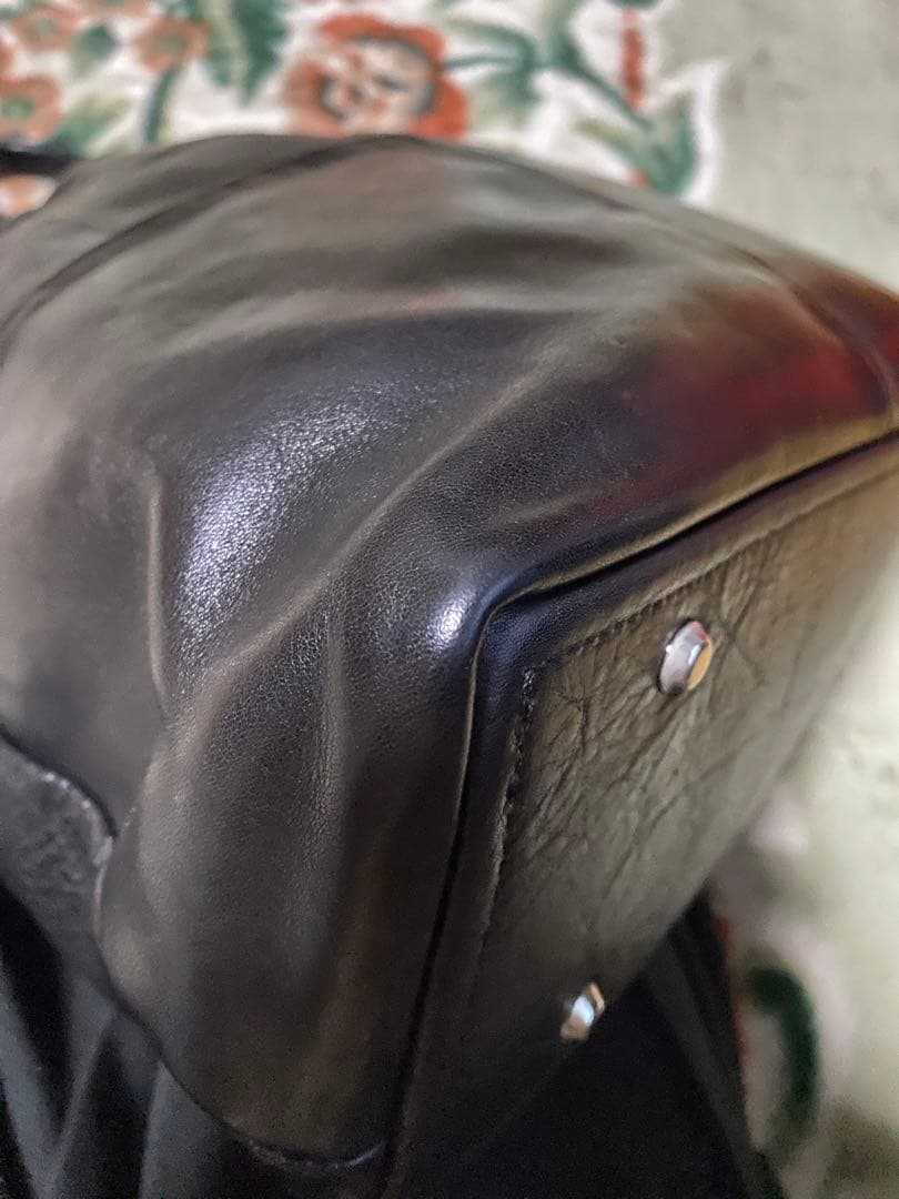 コーネリアンタウラス　トートバッグ　ブラック　美品