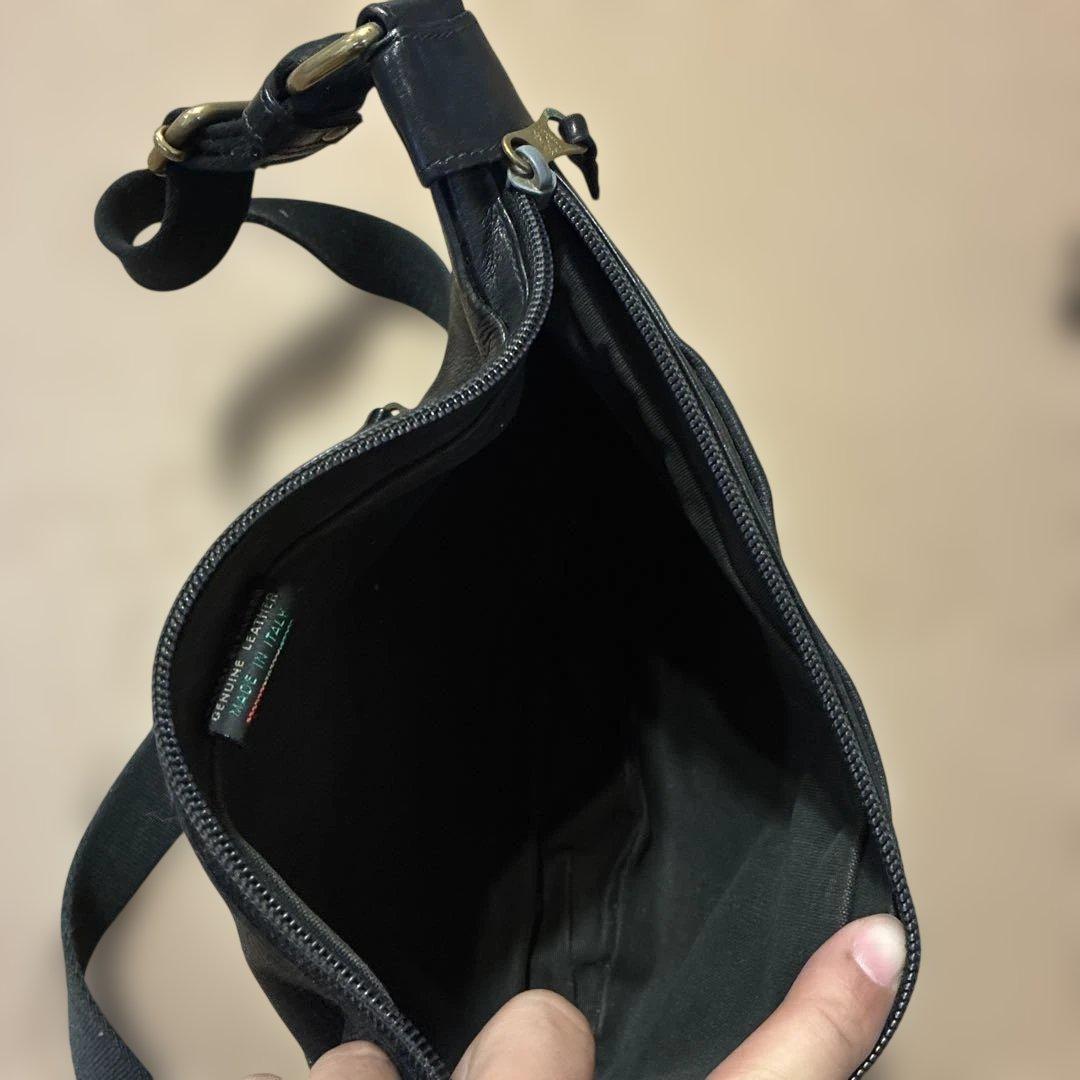 Wanny di Filippo 本革 ブラック ショルダーバッグ