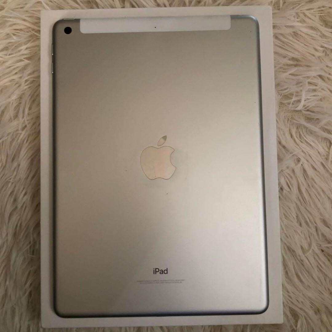 【1/1販売終了】iPad 第5世代 128GB SIMフリー 【すぐ発送】