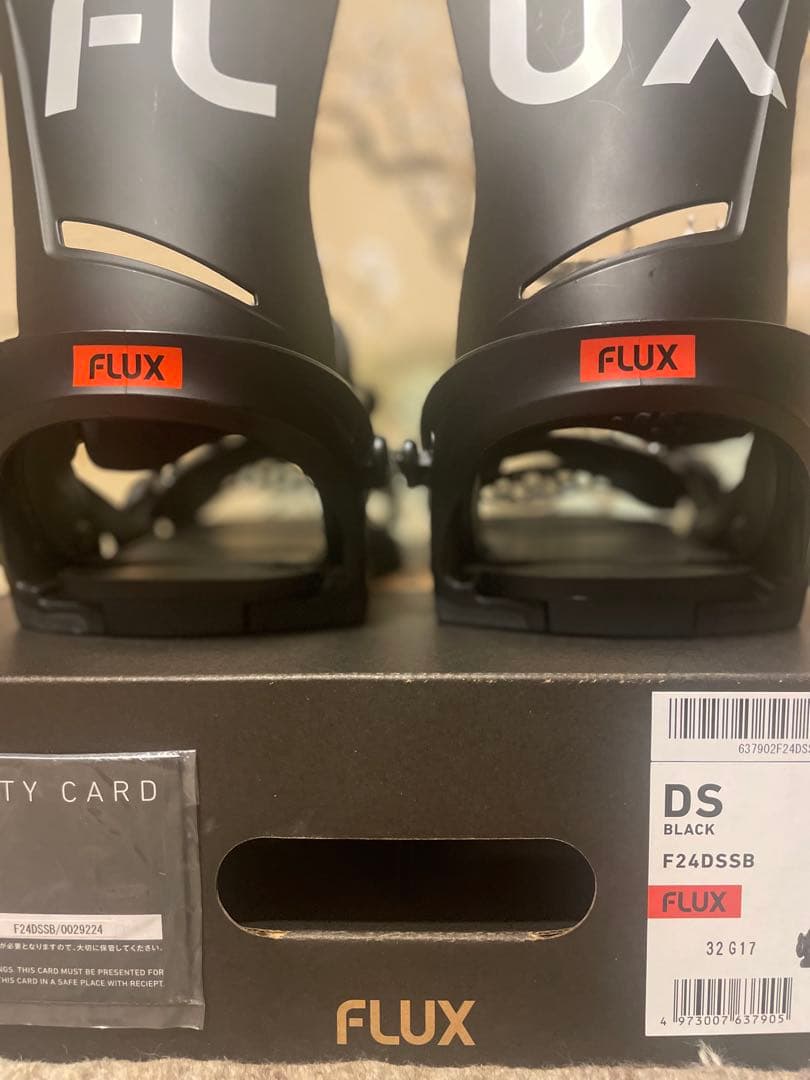 FLUX DS 23-24 ブラック Sサイズ
