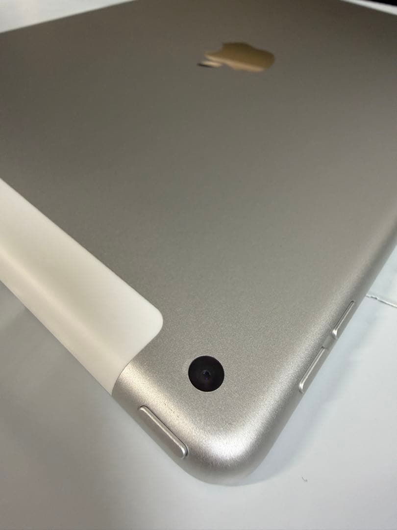 iPad 第9世代 64GB バッテリー容量:90%