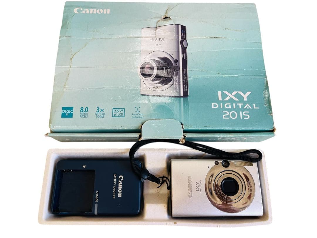 Canon IXY DIGITAL 20 IS シルバーコンパクトデジタルカメラ