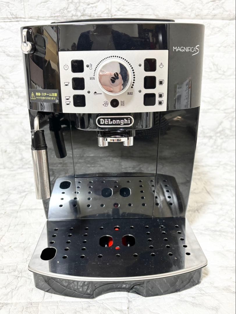 【完動品 美品】Delonghi マグニフィカS ECAM22112B