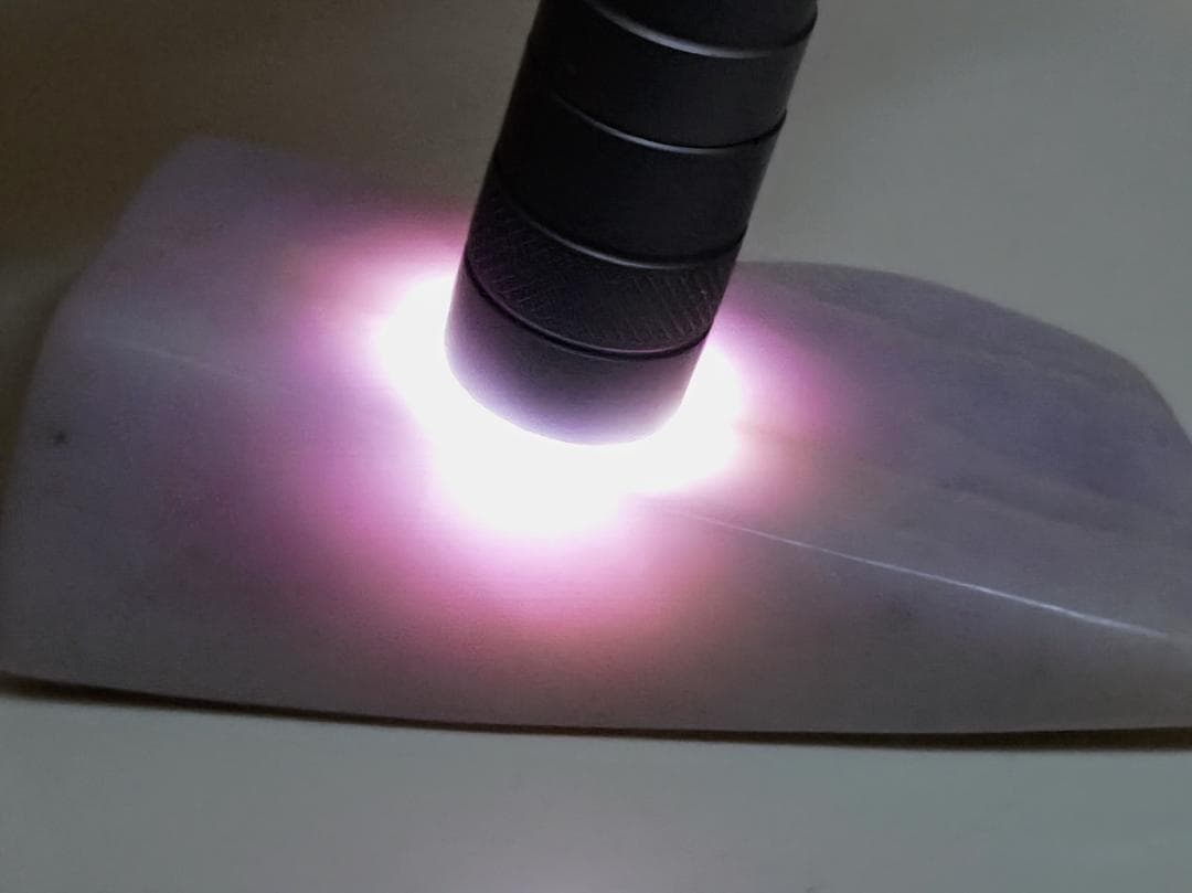 高透過 ・ラベ 236g 翡翠 ヒスイ 原石 鉱物 鉱石 鑑賞石 自然石 誕生石