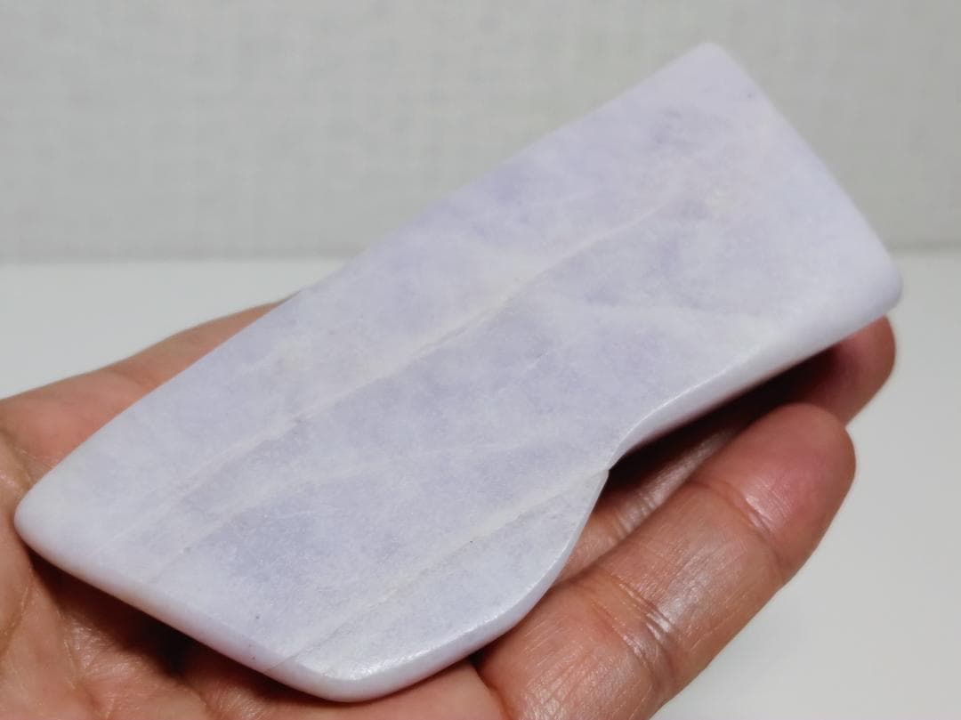 高透過 ・ラベ 236g 翡翠 ヒスイ 原石 鉱物 鉱石 鑑賞石 自然石 誕生石