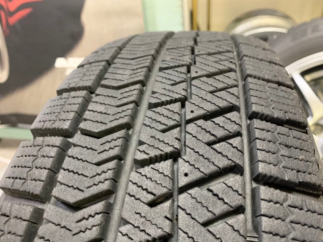 年末年始発送★ブリザック　165/70R14 アクア　ヴィッツ　マーチ　スペイド