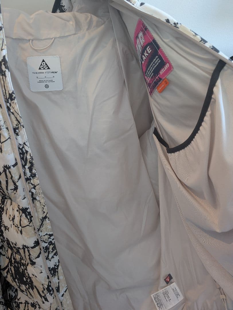 ナイキ ACG \"Lunar Lake\" PrimaLoft® ジャケット