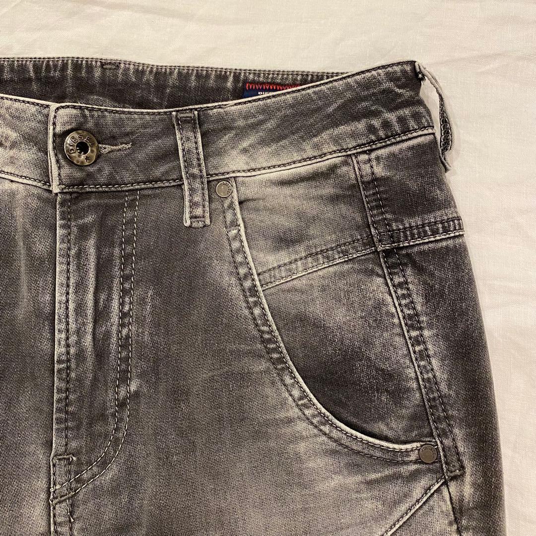 【新品タグ付】DIESEL ディーゼル FAYZA ジョグジーンズ 23 グレー