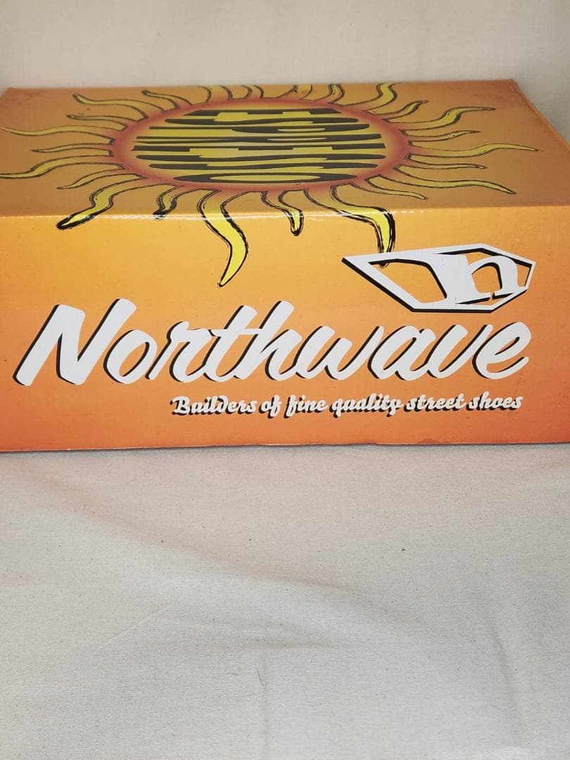 NORTHWAVEノースウェーブ ESPRESSO SUEDE 赤×白 27.5