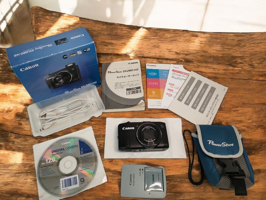 キヤノンCanon PowerShot SX280 HS 本体と付属品