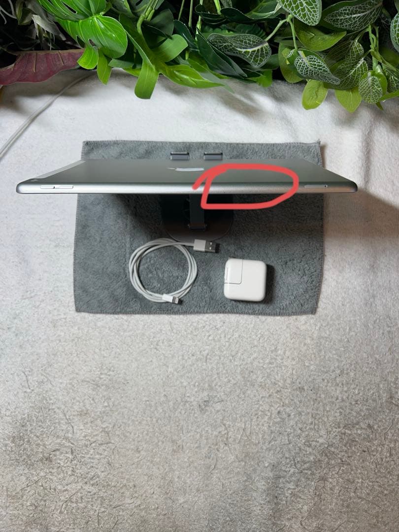 Apple iPad 第8世代/128GB/電池健康86.6%/HW263