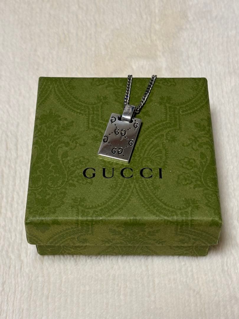 GUCCI グッチ ゴースト シルバー プレート型ネックレス