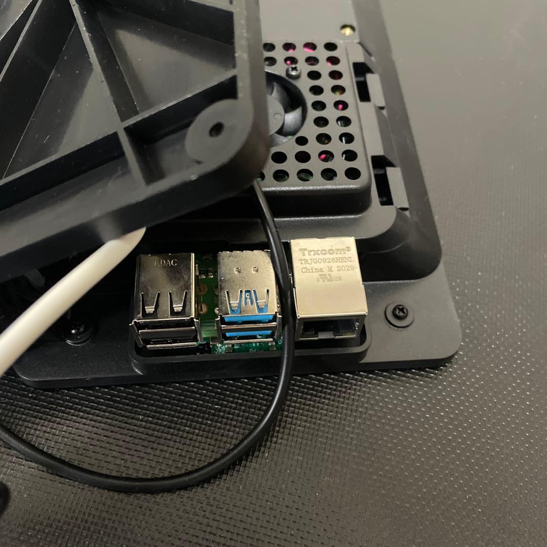 ラズベリーパイ4本体&モニター付きケース