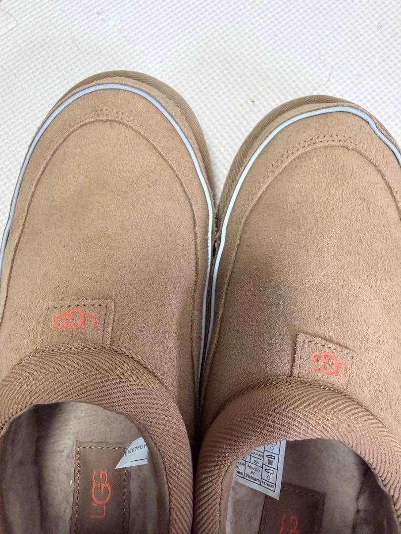 間も無く削除 美品UGG TASMAN 25cm