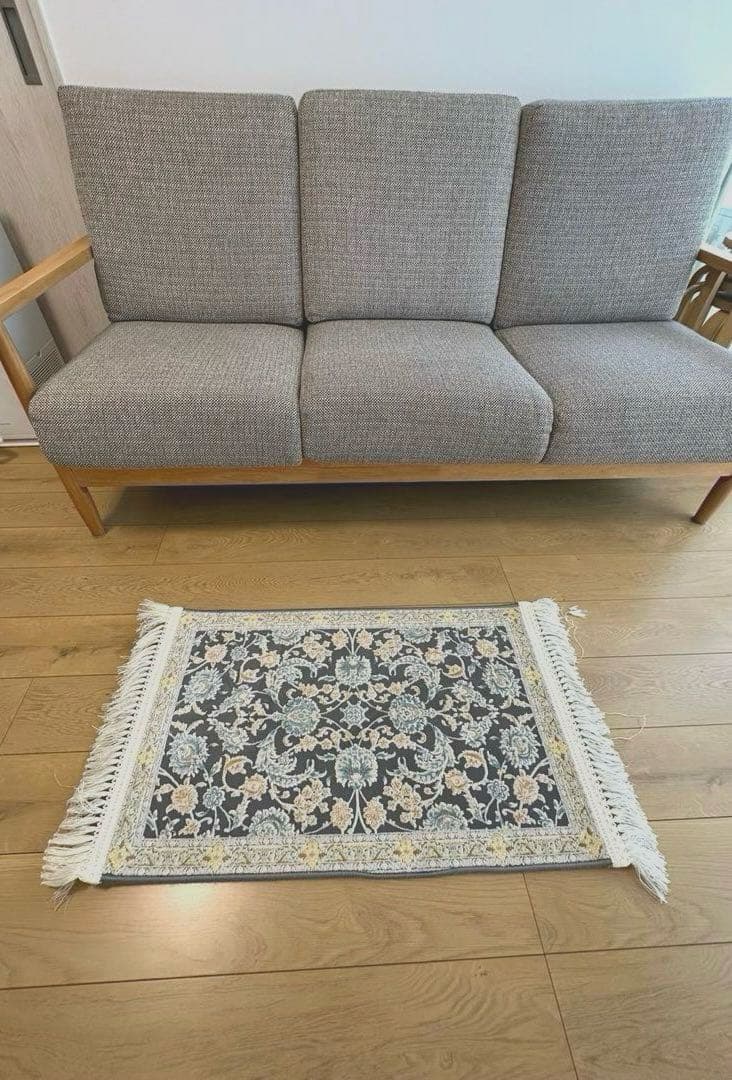 ①新品未使用★ ペルシャ絨毯 カシャーン産 ウィルトン織 シルク マット ラグ