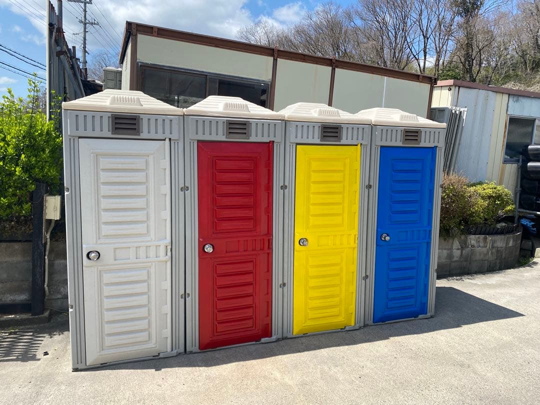 仮設トイレ　中古　簡易洋式タイプ　清掃済み
