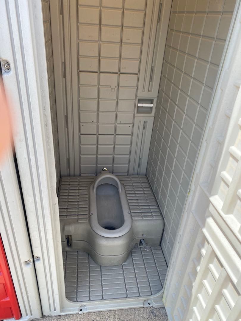 仮設トイレ　中古　簡易洋式タイプ　清掃済み