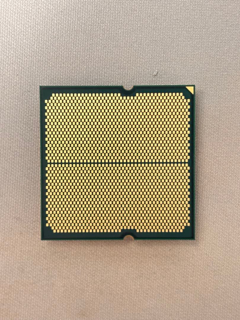 Ryzen 7 7800x3D (cpuクーラー無し)