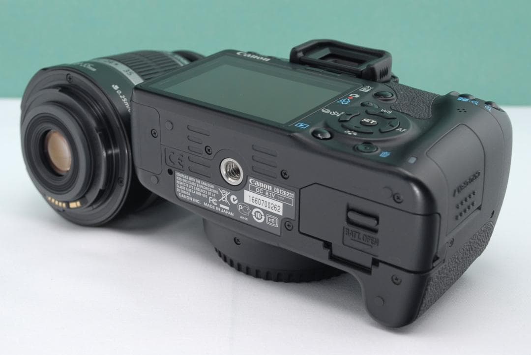 ☘️カメラデビューにおすすめ✨ Canon Kiss X3 一眼レフ 手ぶれ補正