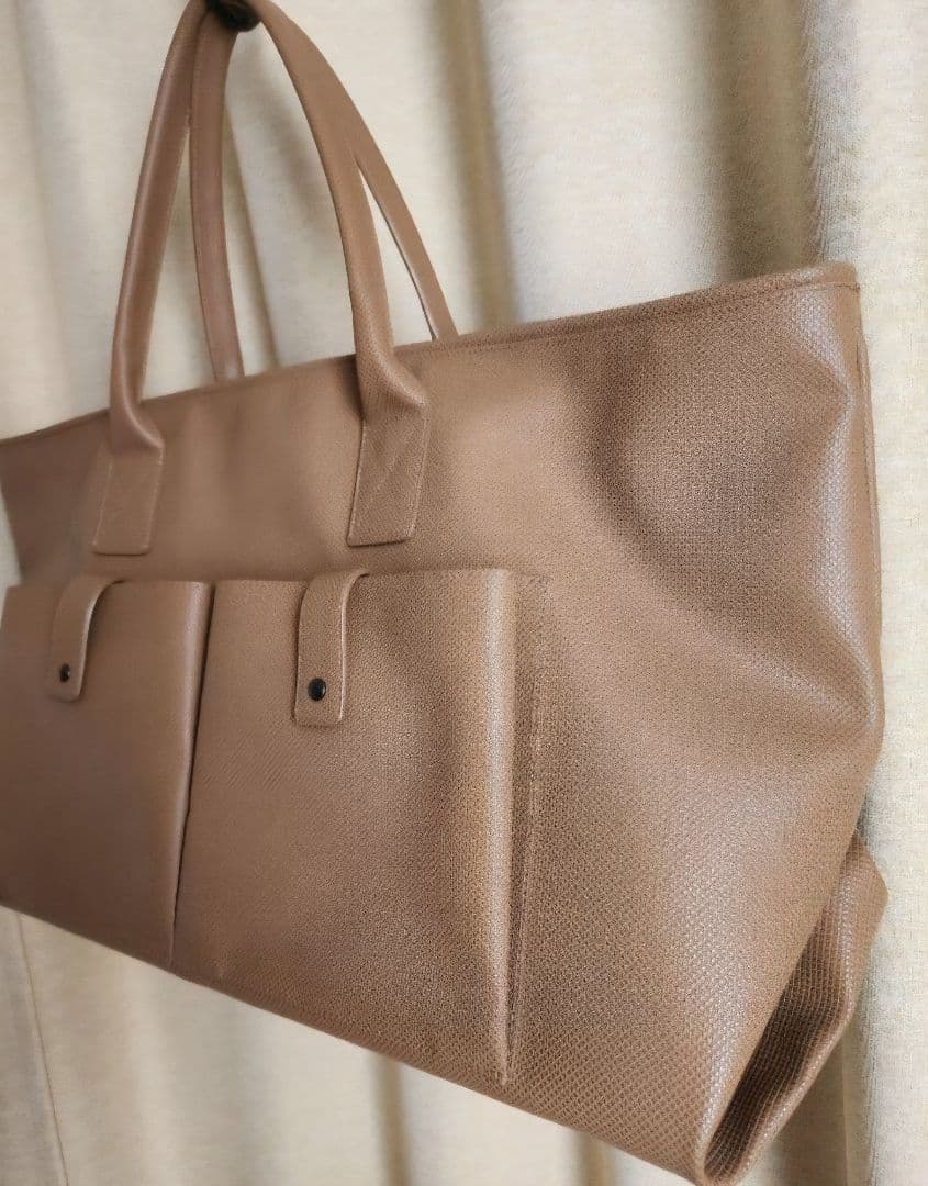 とても綺麗　ボッテガヴェネタ　トートバッグ　マルコポーロ ビジネスバッグ