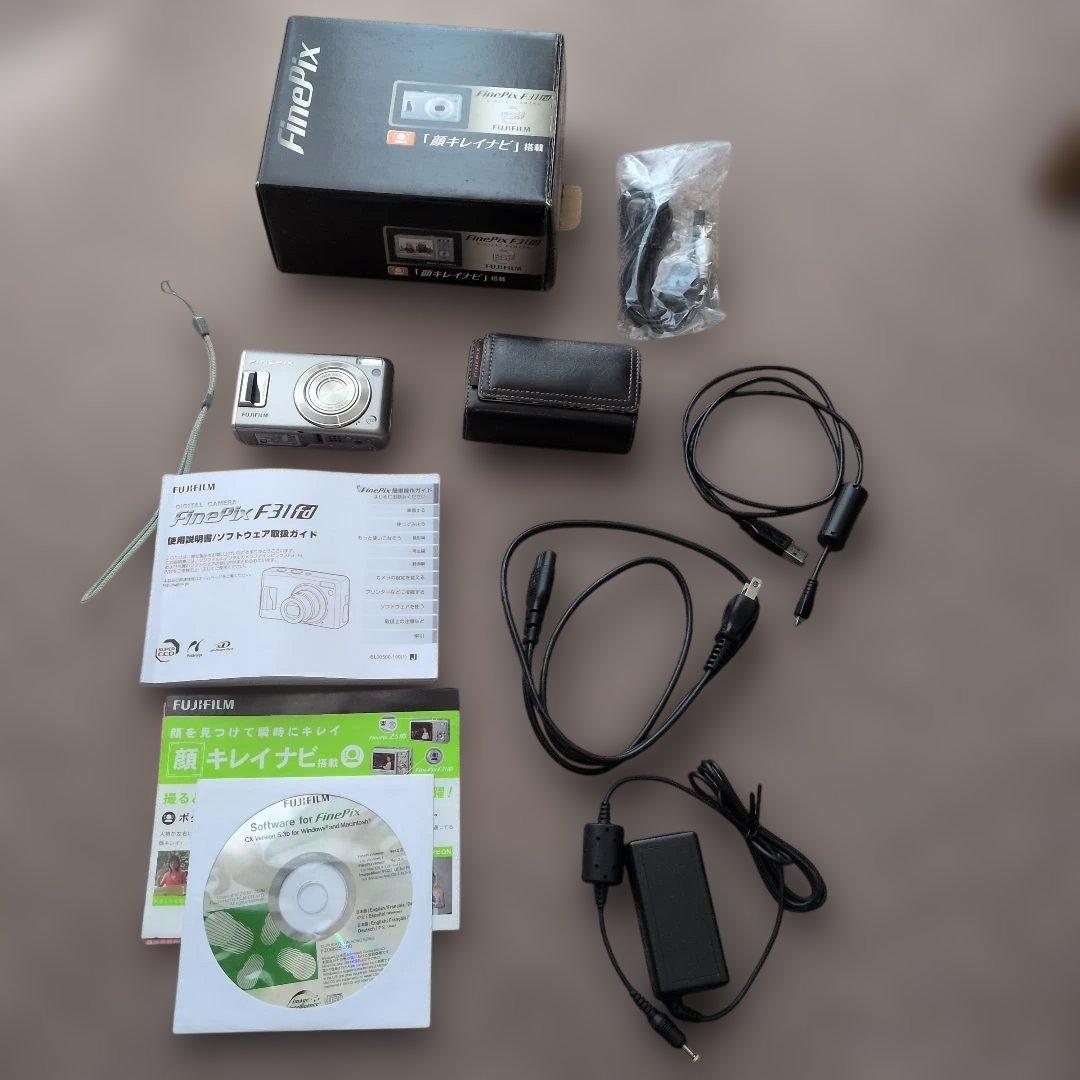 【極美品・付属品完備】FUJIFILM FinePix F31fd 富士フイルム