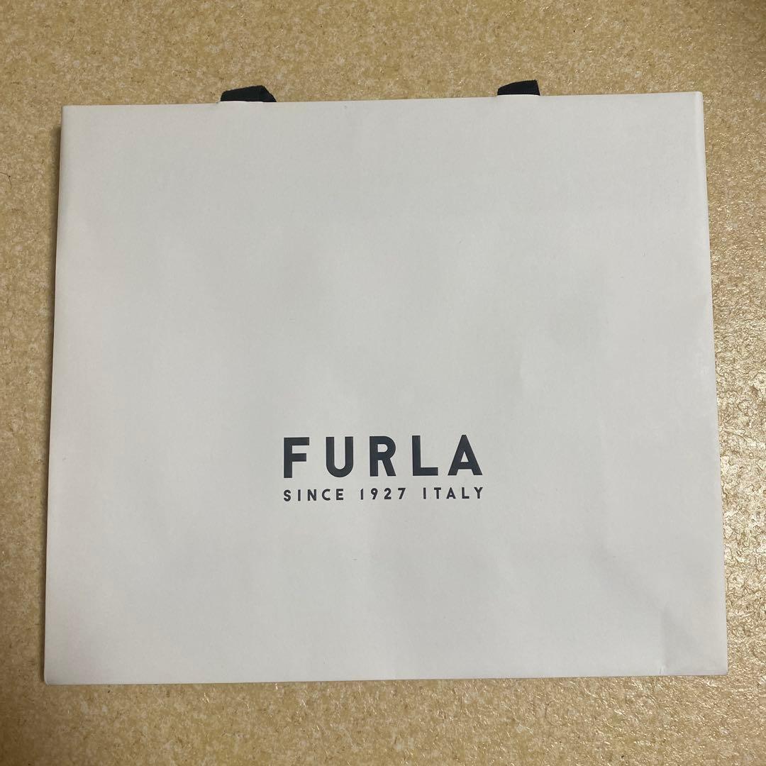 FURLA グレー レザー 名刺入れ