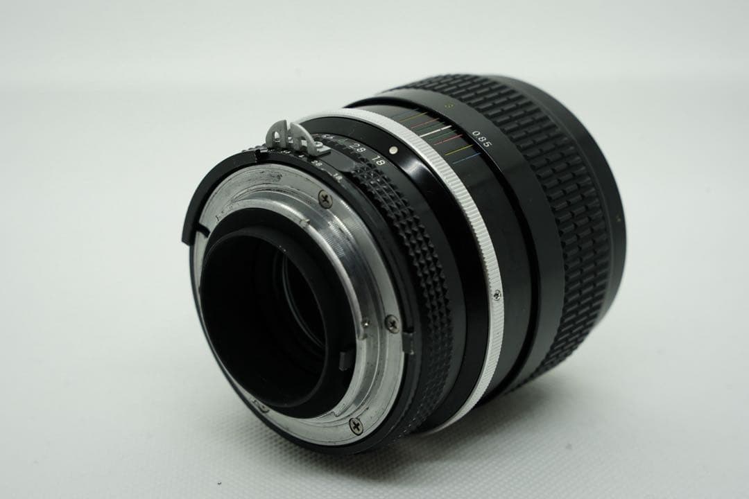 レンズ(単焦点) Ai NIKKOR 85mm f/1.8