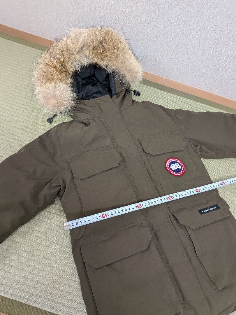   ダウンジャケット Mサイズ オリーブ