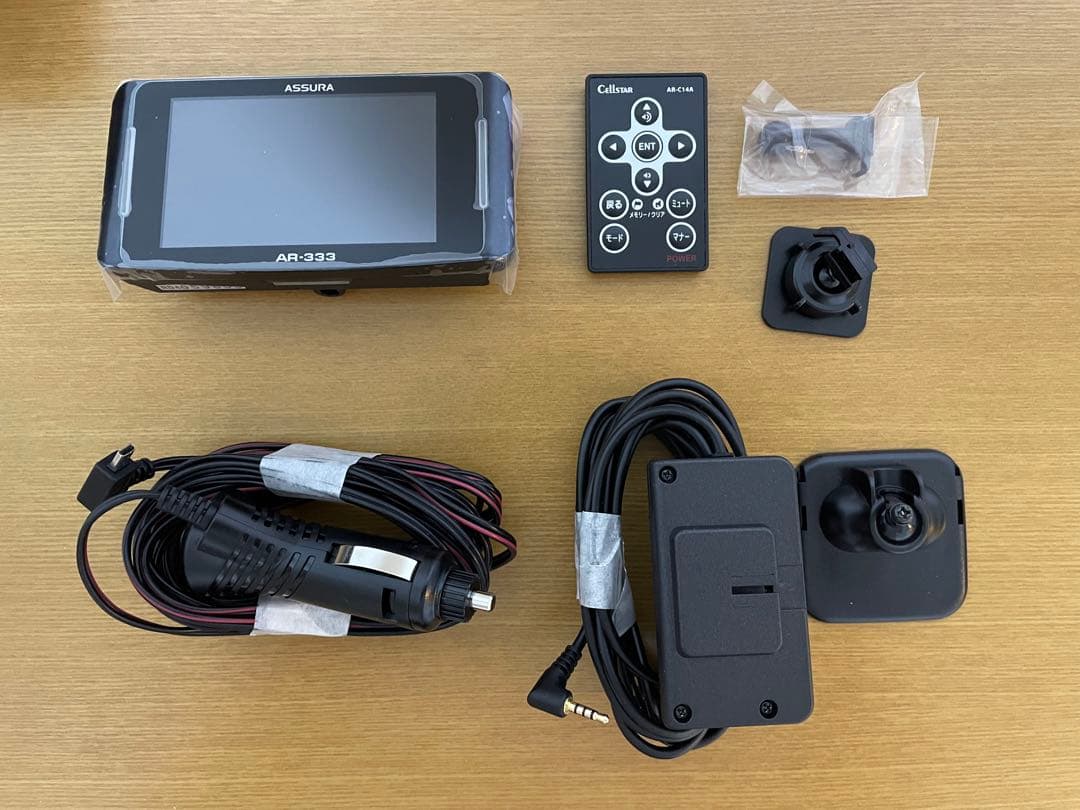 Cellstar ASSURA AR-333 GPS搭載レーダー探知機本体