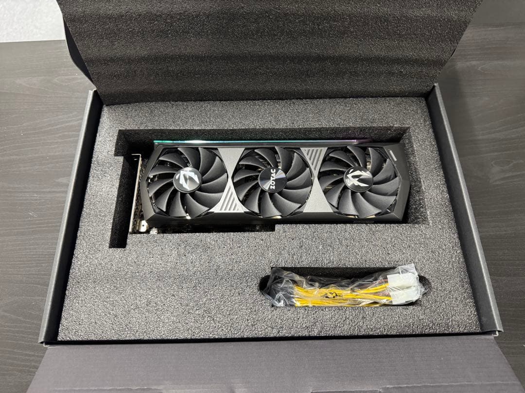 石*ん様 使用時間が短い ZOTAC 3070 Ti LHR
