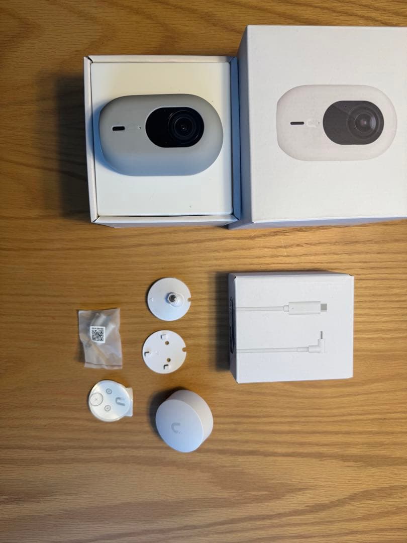 防犯カメラ Unifi G4 instant