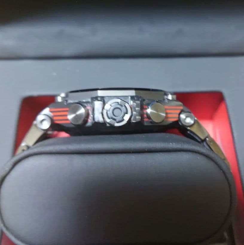 時計 MTG-B2000YBD-1AJF