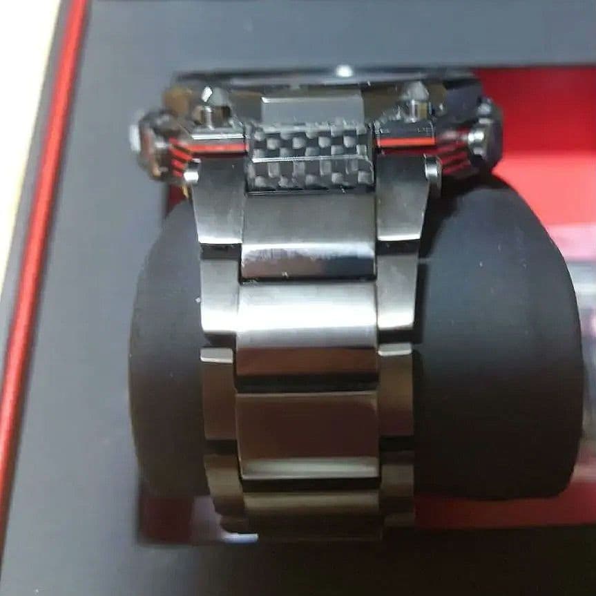 時計 MTG-B2000YBD-1AJF