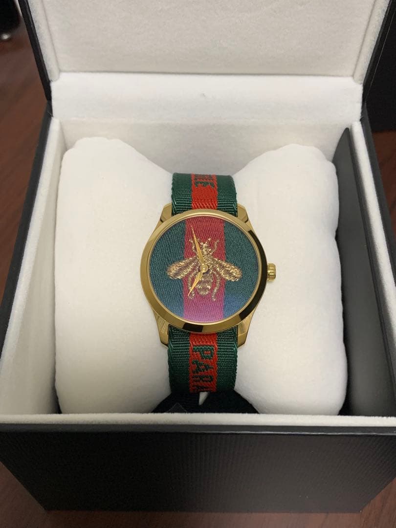 GUCCI 時計　蜂