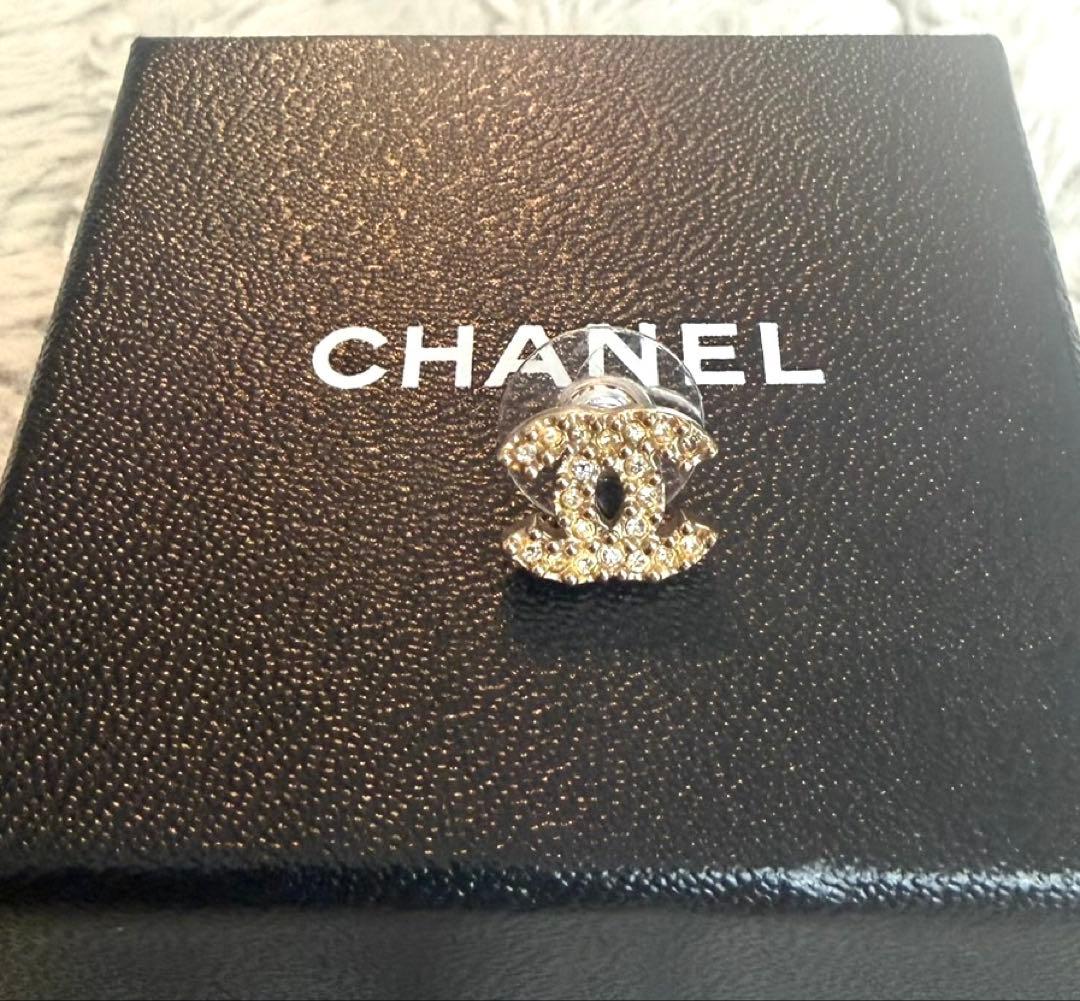CHANEL シャネル ココマーク ピアス 片耳 ゴールド ラインストーン