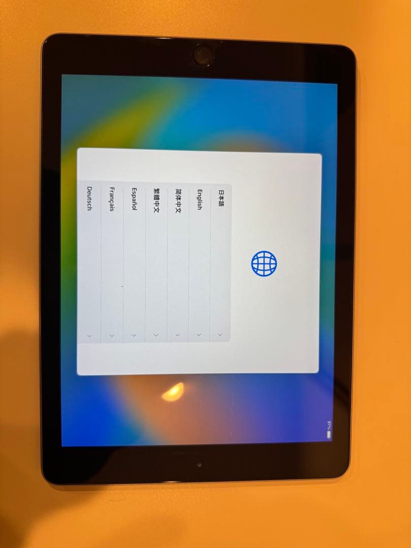 Apple iPad シルバー 本体 第6世代 32GB Wi-Fiモデル