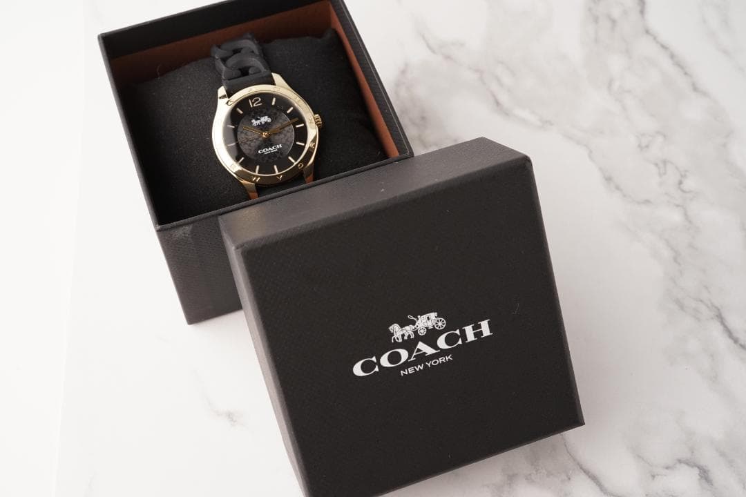 箱付き✨稼働 COACH–コーチ 腕時計 ブラック 文字盤 ベルト ゴールド色