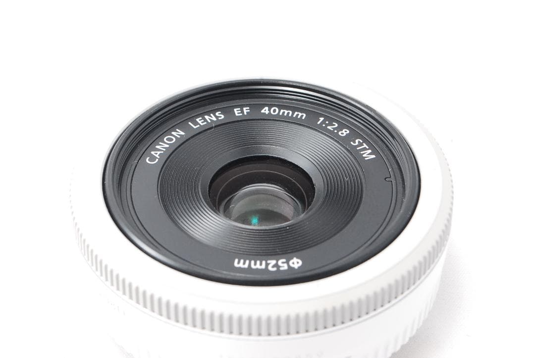 ✨超美品✨人気のホワイト✨Canon EF 40mm F2.8 STM