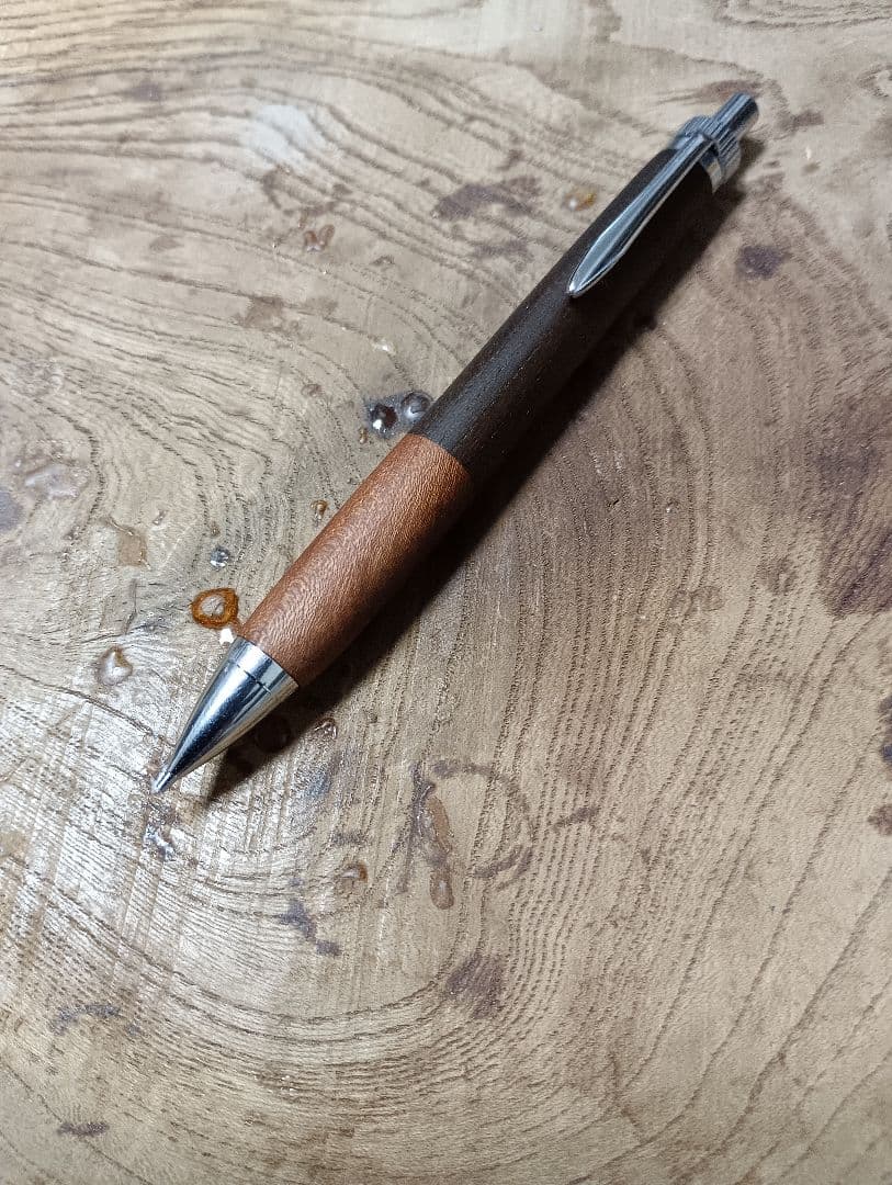 木軸0.5㎜シャーペン/0.7㎜ボールペン 神代桜＆神代欅蜜蝋クリーム仕上げ。