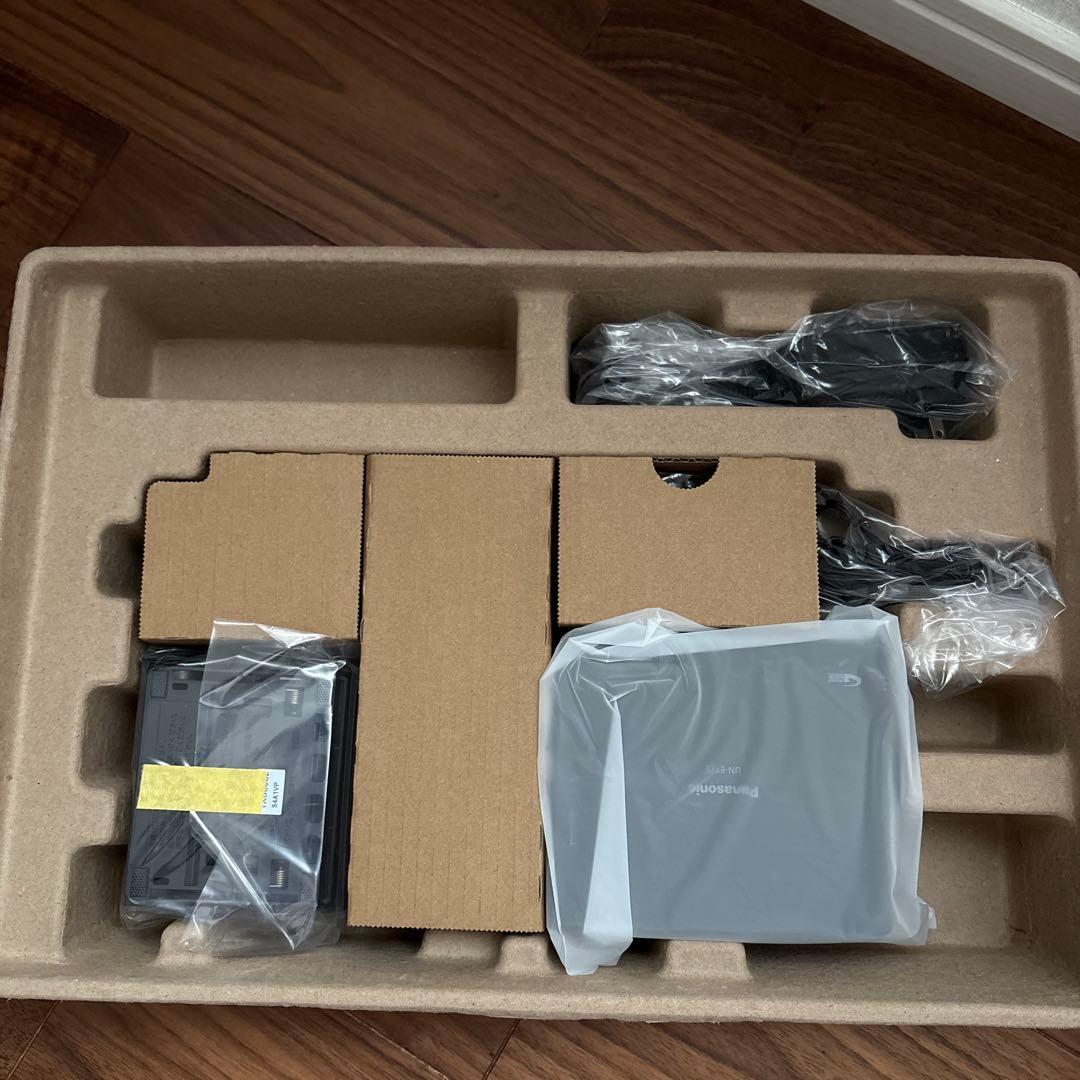 【tlevia】Panasonicビエラ15V型　UN-15L12H