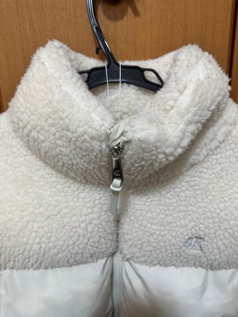   ダウンジャケット　puffer jacket 白