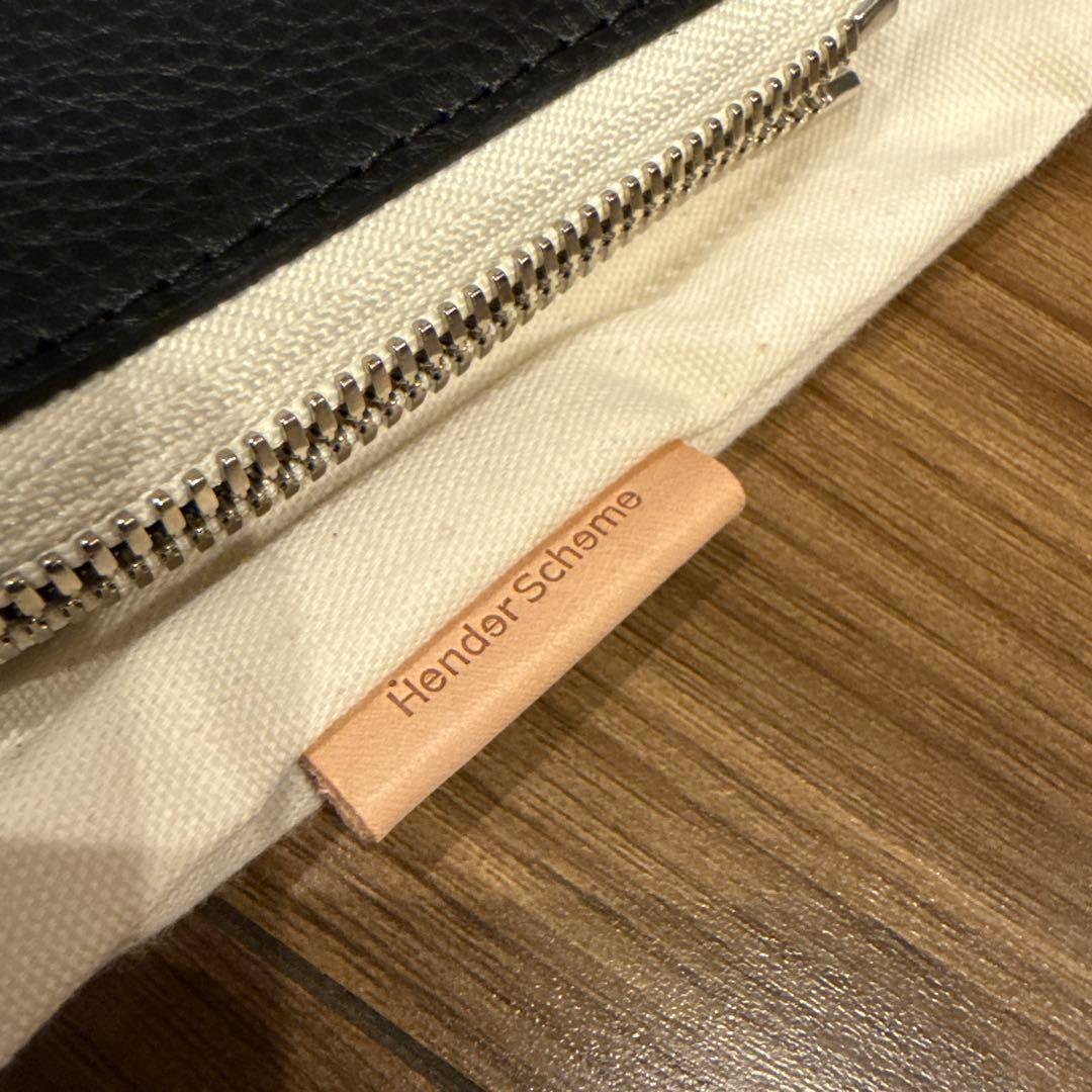 Hender Scheme L zip purse ブラック×ホワイト