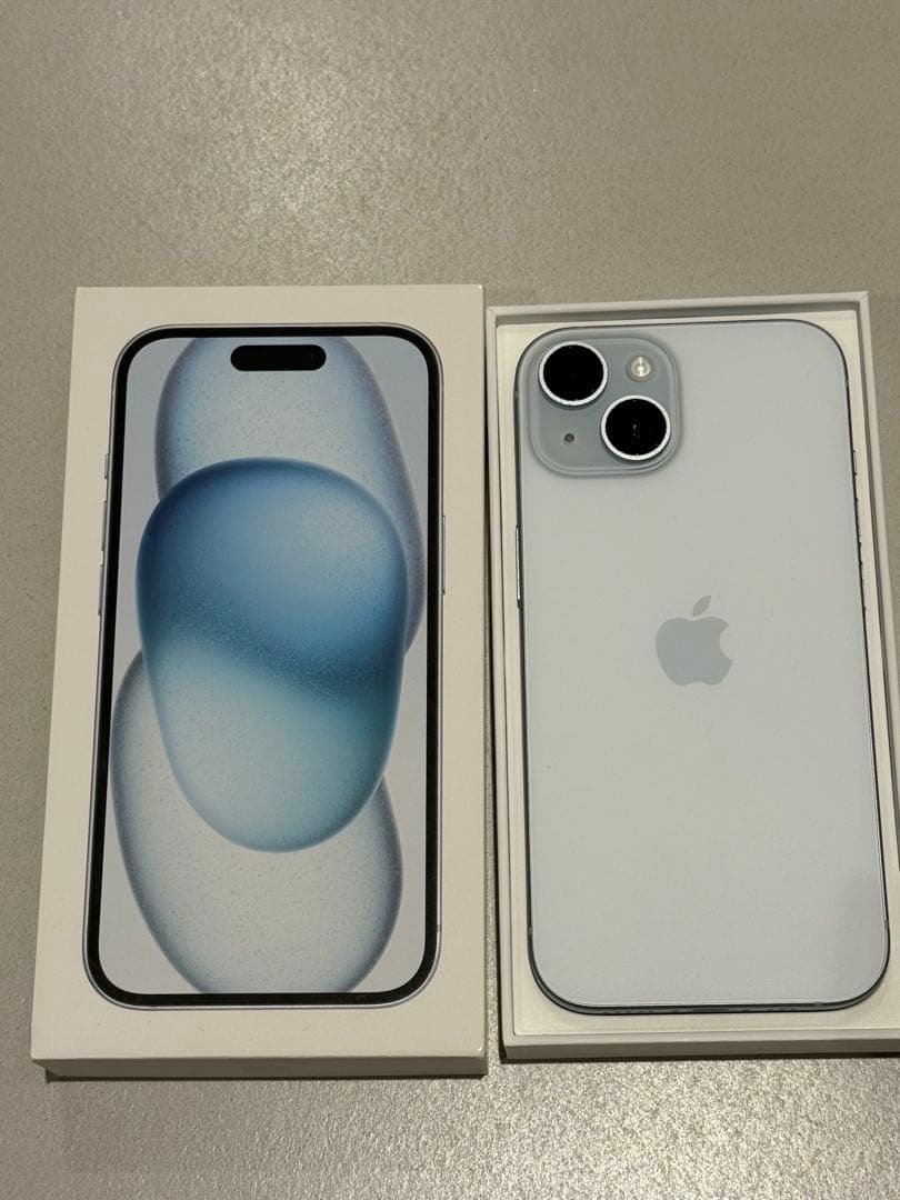 Apple iPhone 15 本体　256G SIMフリー