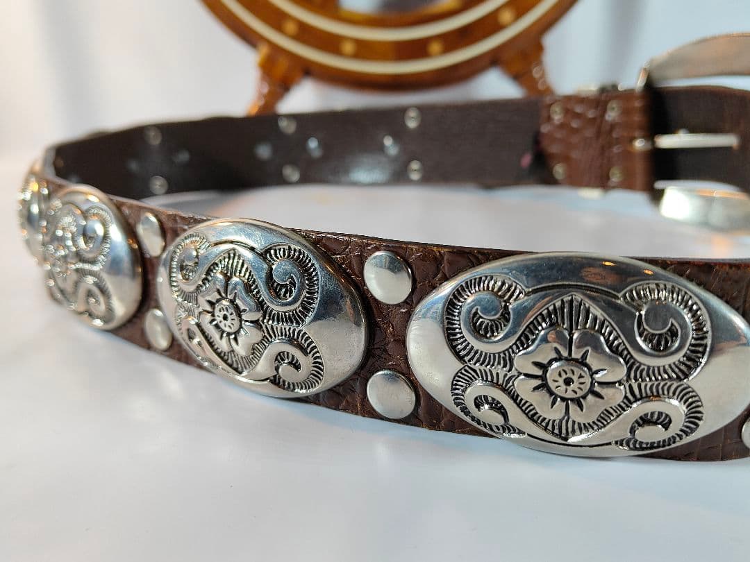 【Vintage】NANNI　イタリア製　高級コンチョドレスベルト 本革正規品