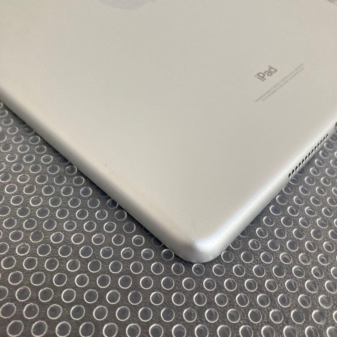 3444【早い者勝ち】美品☆iPad6 第6世代 32GB WIFIモデル☆