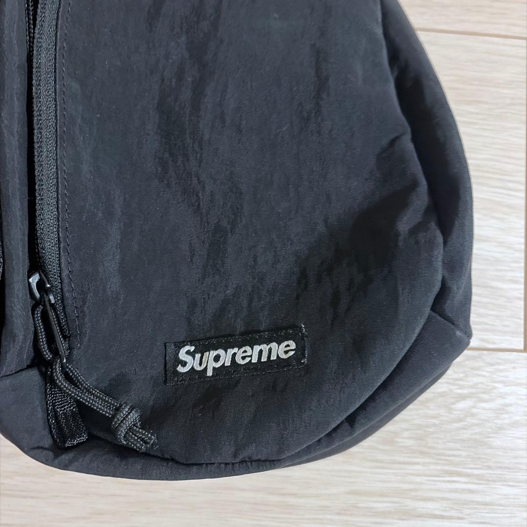 Supreme シュプリーム　スリングバッグ