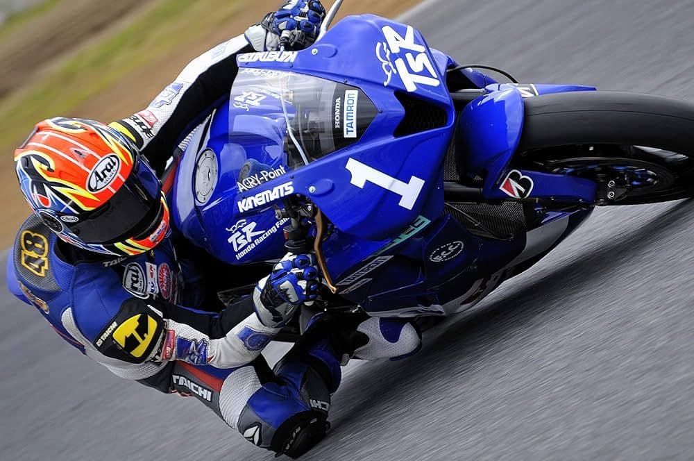 TAMRON SP 70-300mm F4-5.6 Di VC USD ニコン