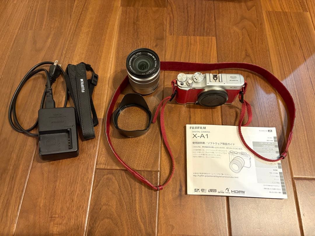 値下げ中古 美品FUJIFILM X-A1 16-50mm レンズキット レッド