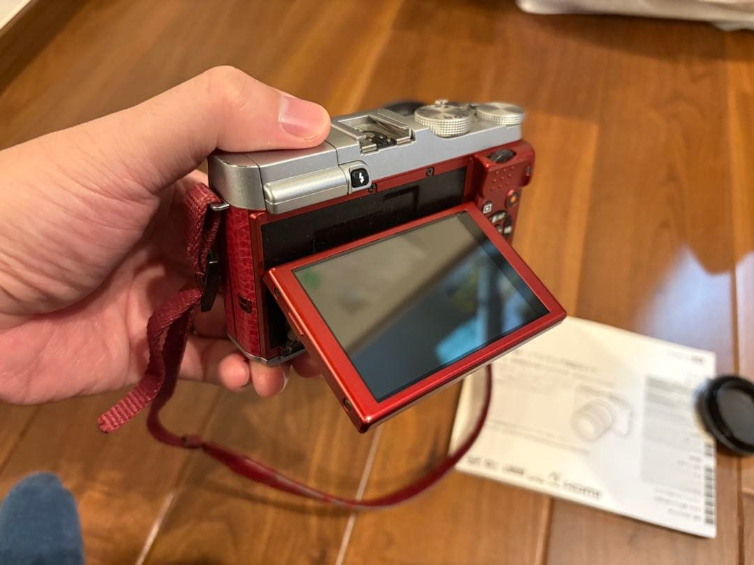 値下げ中古 美品FUJIFILM X-A1 16-50mm レンズキット レッド