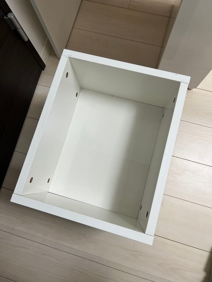 ホワイトドレッサー・鏡台(引き取りの場合は1万円)